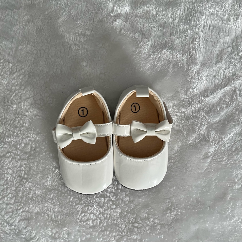 SHEIN White Kids Dress Shoes with Bow